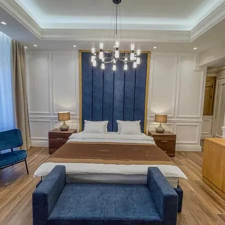 Hive Luxury Suites By Mn Property Kotor Exterior photo