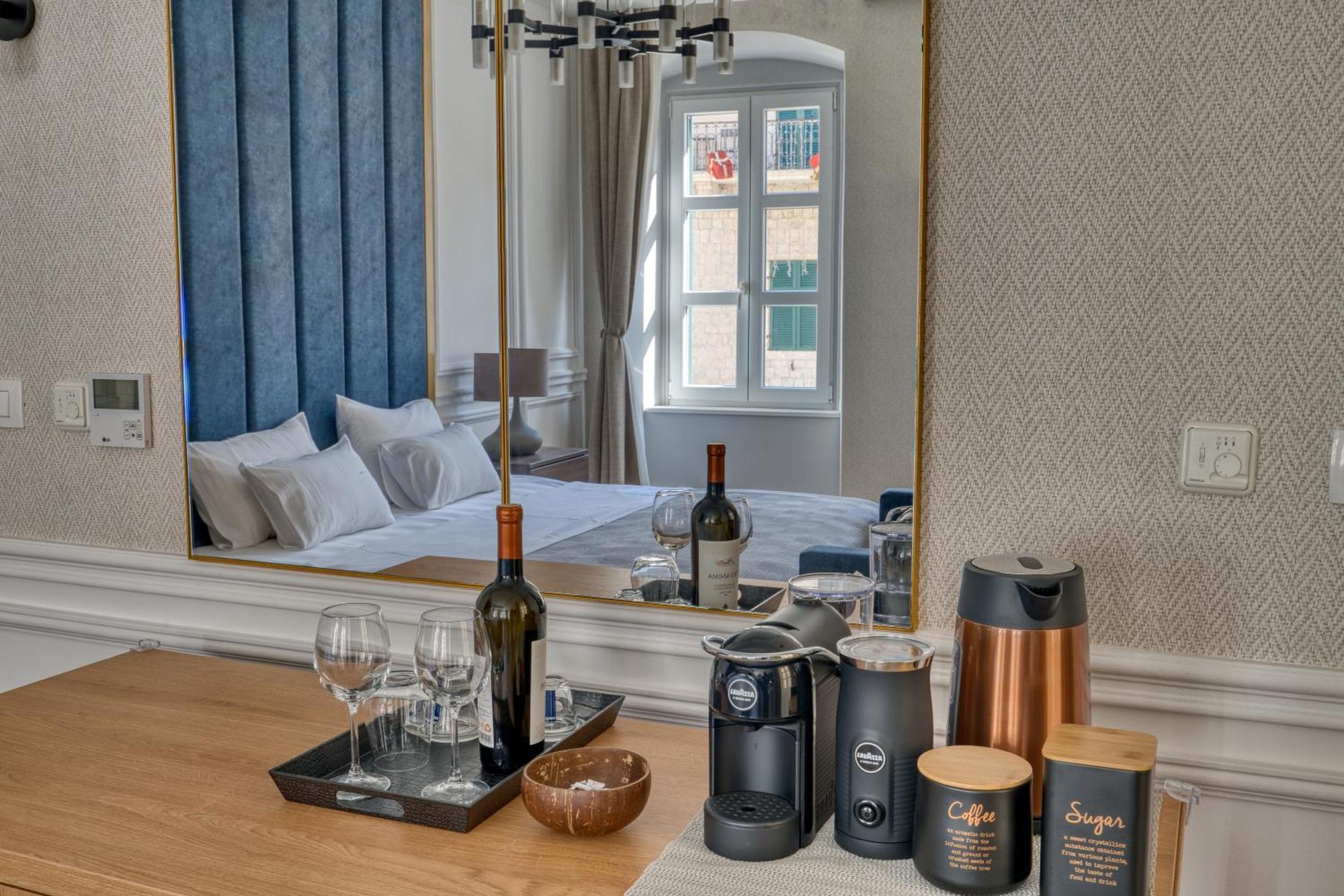 Apartment Hive Luxury By Mn Kotor