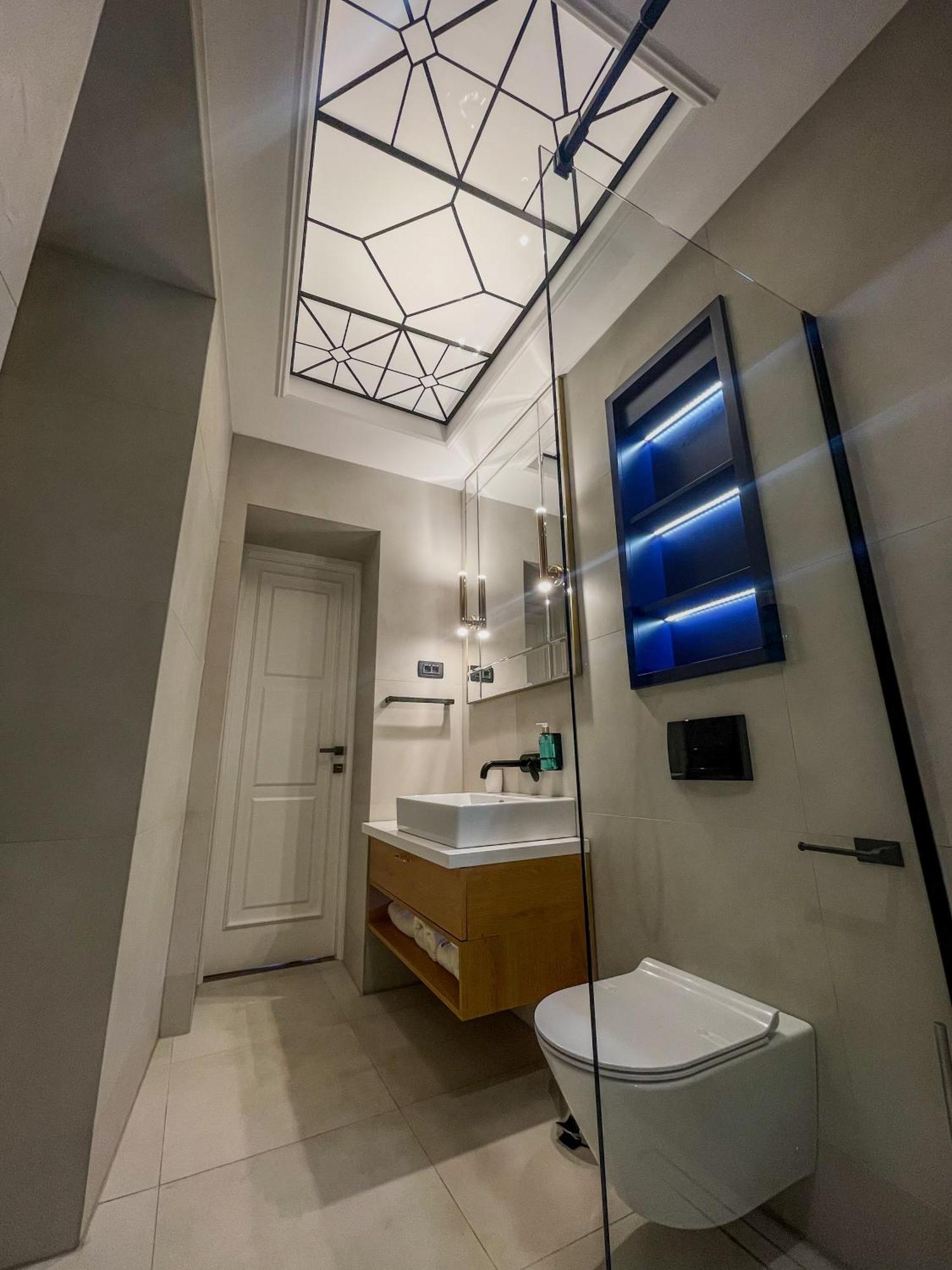 Apartment Hive Luxury By Mn Kotor