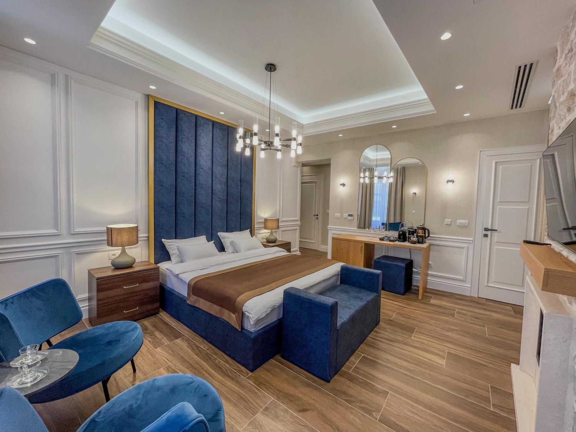 Hive Luxury By Mn Kotor