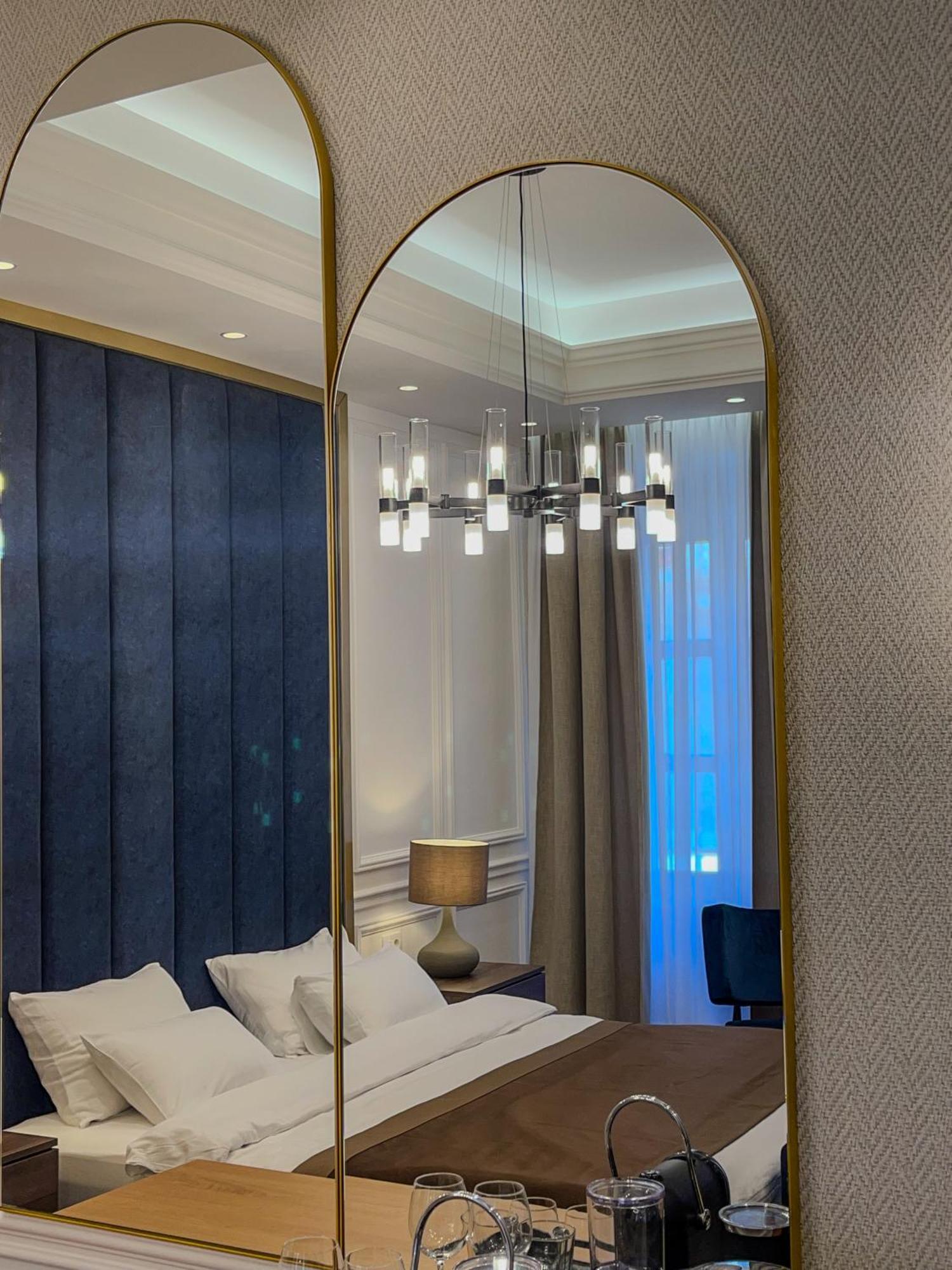Hive Luxury By Mn