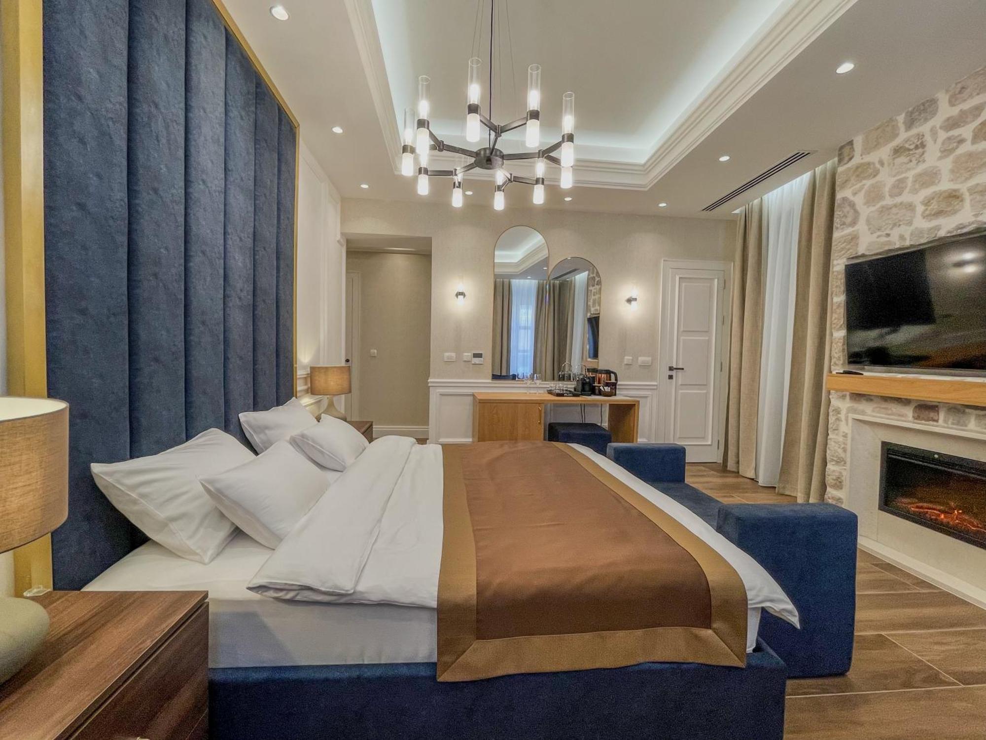 Apartment Hive Luxury By Mn Kotor